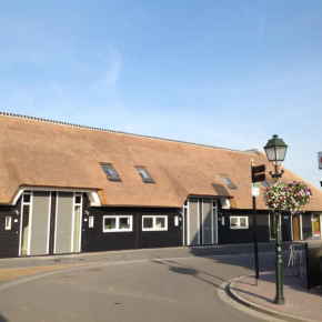 Tin Tin in Cadzand, Koolse Hoeve 1b